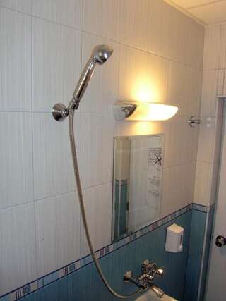 Гостевой дом Ivani GuestRooms София Двухместный номер с 1 кроватью или 2 отдельными кроватями-4