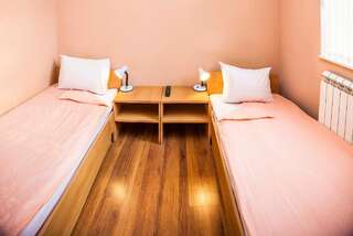 Гостевой дом Ivani GuestRooms София Двухместный номер с 1 кроватью или 2 отдельными кроватями-2